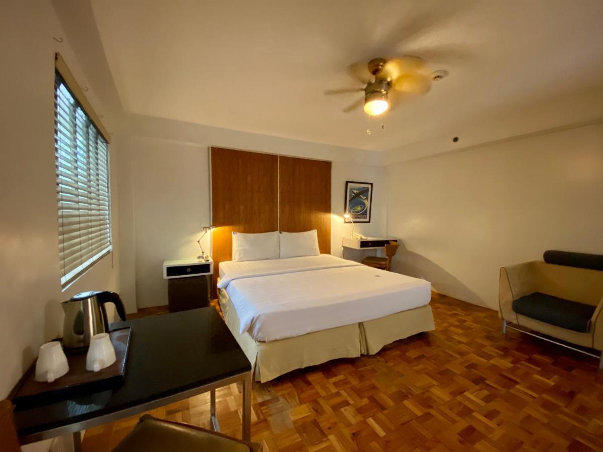 The Clipper House, Poblacion Makati Manila Phòng bức ảnh