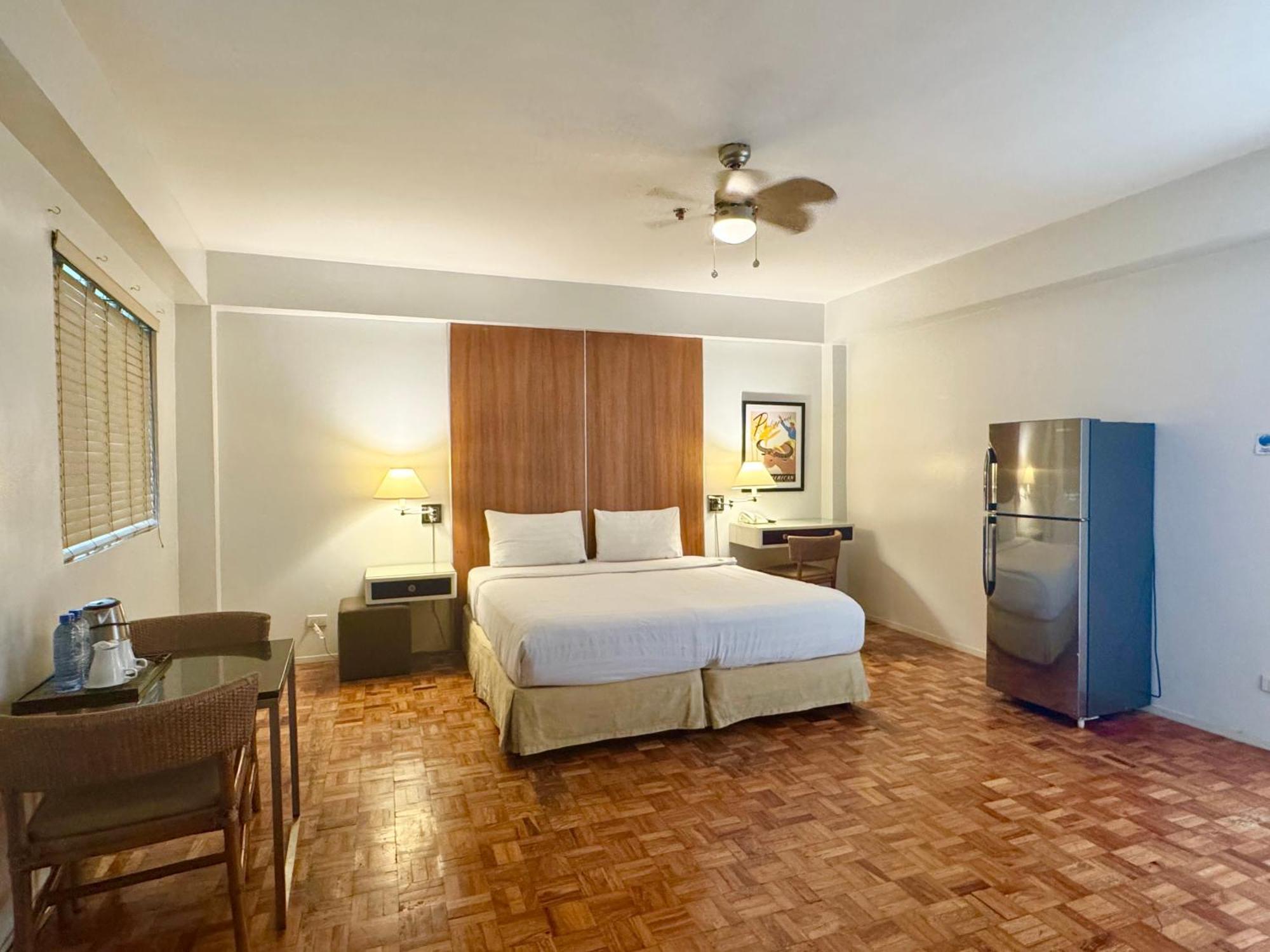 The Clipper House, Poblacion Makati Manila Ngoại thất bức ảnh