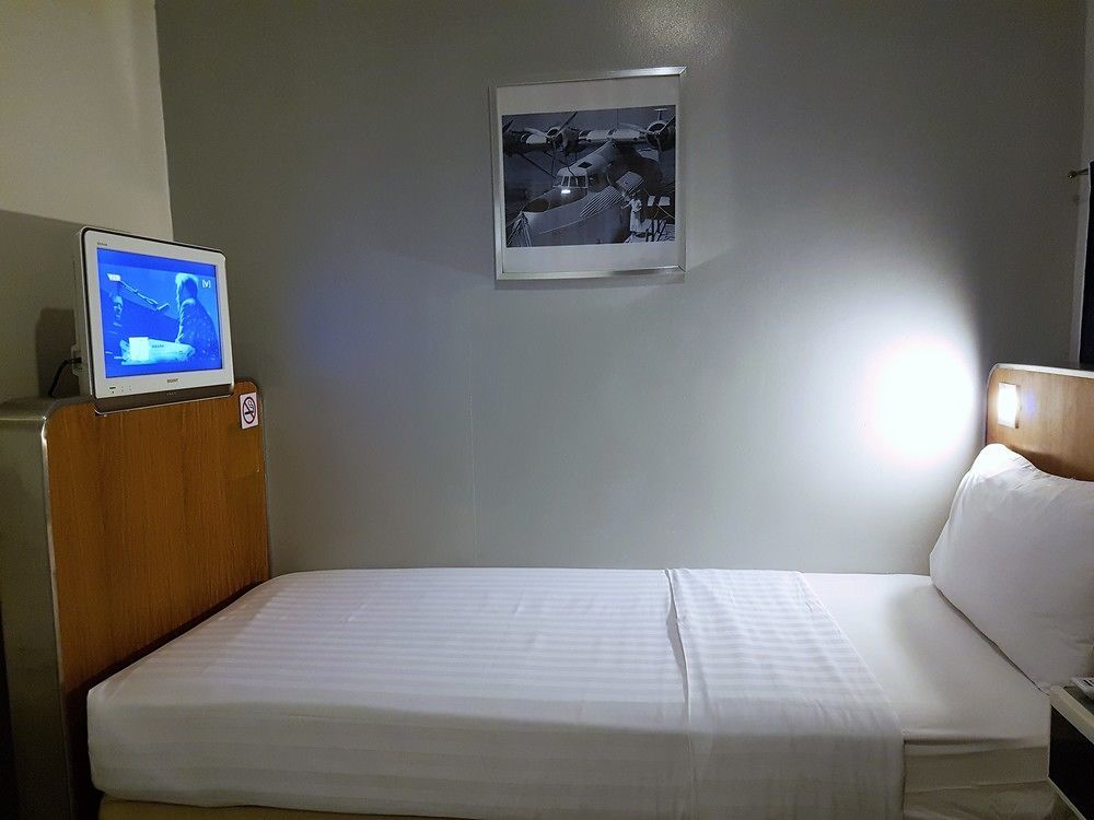 The Clipper House, Poblacion Makati Manila Ngoại thất bức ảnh